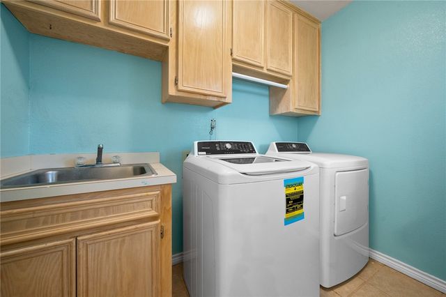 14905 Red River Dr, Corpus Christi, TX 78410