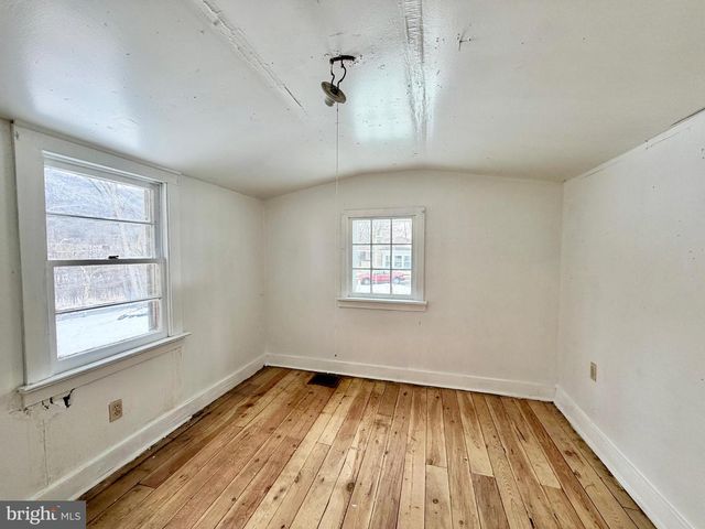 159 ERIE STREET, Everett, PA 15537