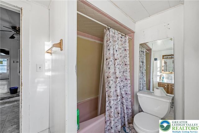 77 Avenue A, Palmerton Boro, PA 18071