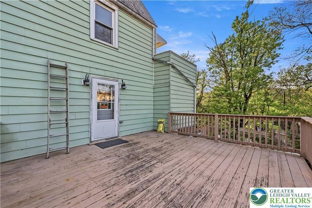 77 Avenue A, Palmerton Boro, PA 18071