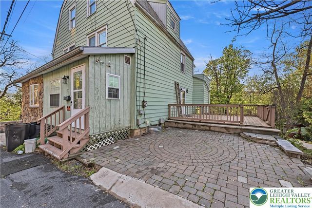 77 Avenue A, Palmerton Boro, PA 18071