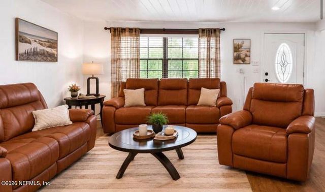 6419 N BALLEJO Court N, Jacksonville, FL 32210