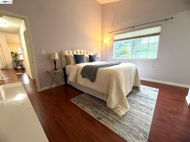 11651 Rolling Hills Pl, Dublin, CA 94568