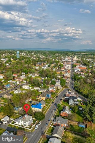 394 W KING ST, Strasburg, VA 22657