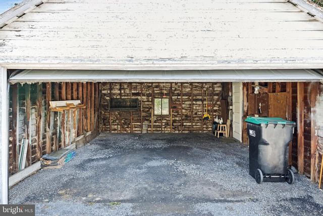 394 W KING ST, Strasburg, VA 22657