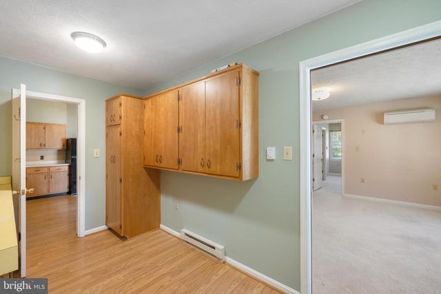 394 W KING ST, Strasburg, VA 22657