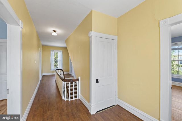 394 W KING ST, Strasburg, VA 22657