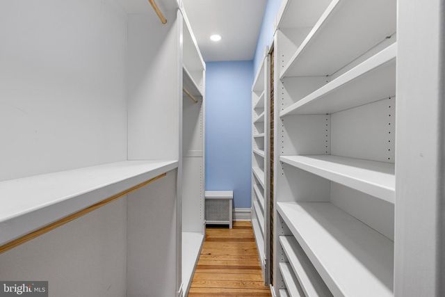 394 W KING ST, Strasburg, VA 22657