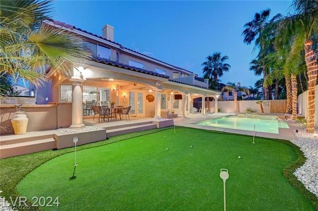 11205 Pentland Downs Street, Las Vegas, NV 89141