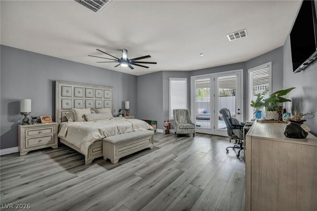 11205 Pentland Downs Street, Las Vegas, NV 89141