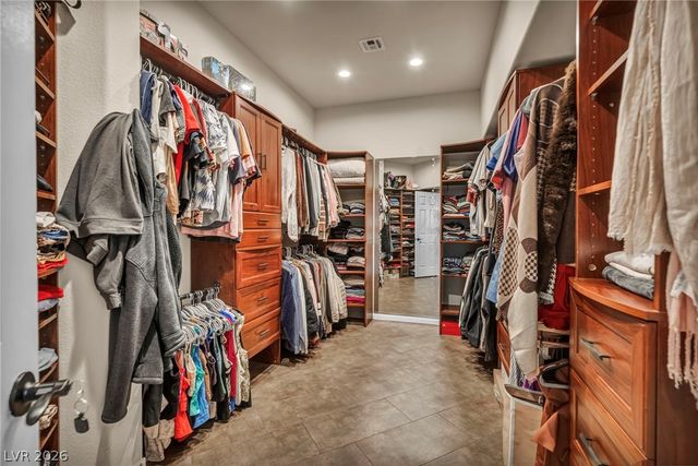 11205 Pentland Downs Street, Las Vegas, NV 89141