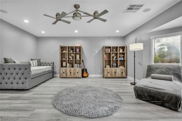 11205 Pentland Downs Street, Las Vegas, NV 89141