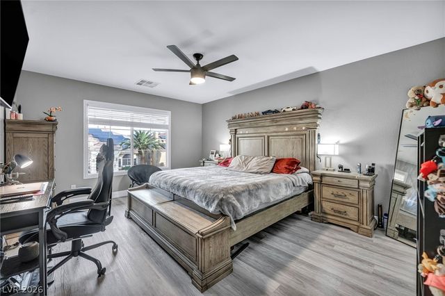 11205 Pentland Downs Street, Las Vegas, NV 89141