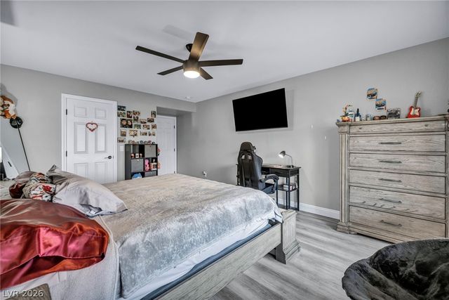 11205 Pentland Downs Street, Las Vegas, NV 89141