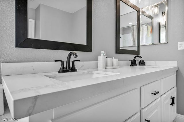 11205 Pentland Downs Street, Las Vegas, NV 89141