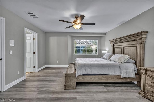 11205 Pentland Downs Street, Las Vegas, NV 89141