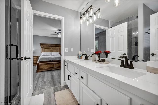 11205 Pentland Downs Street, Las Vegas, NV 89141