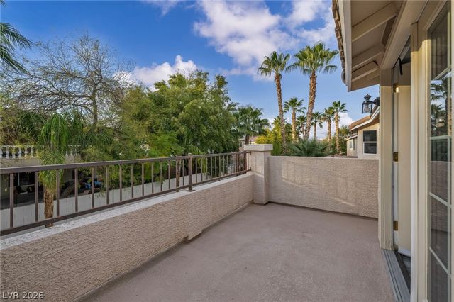 11205 Pentland Downs Street, Las Vegas, NV 89141