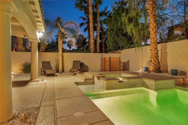 11205 Pentland Downs Street, Las Vegas, NV 89141