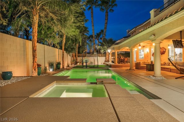 11205 Pentland Downs Street, Las Vegas, NV 89141