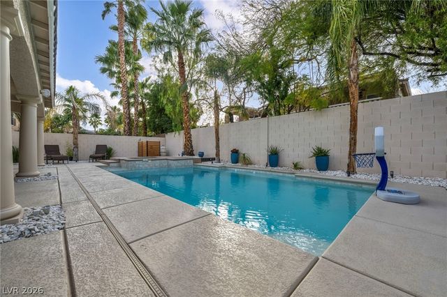 11205 Pentland Downs Street, Las Vegas, NV 89141