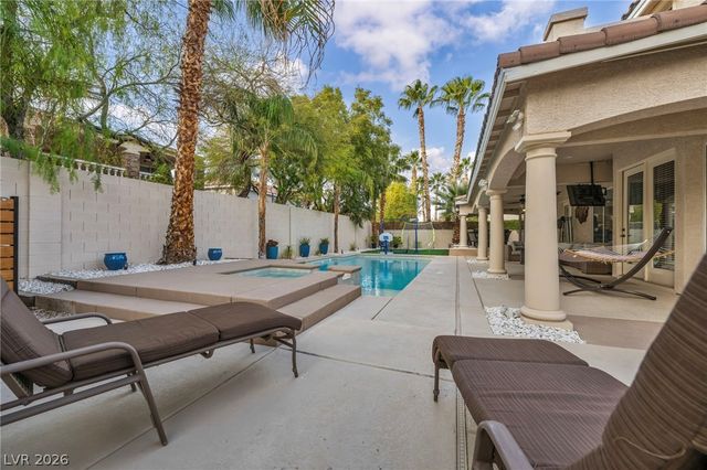 11205 Pentland Downs Street, Las Vegas, NV 89141