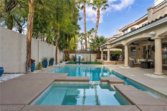 11205 Pentland Downs Street, Las Vegas, NV 89141