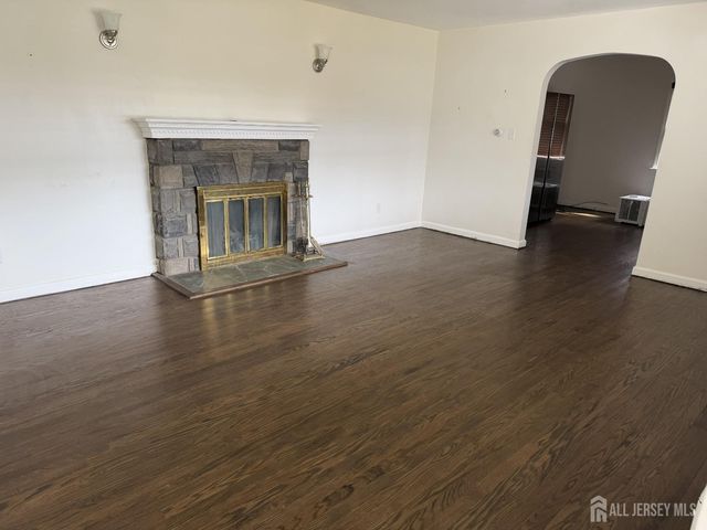 2729 Woodbridge Avenue, Edison, NJ 08817