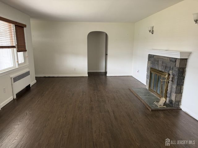 2729 Woodbridge Avenue, Edison, NJ 08817