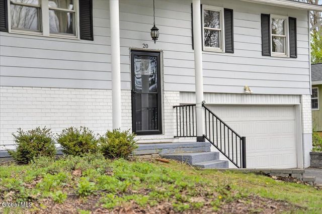 20 Wampum Drive, Saratoga Springs, NY 12866