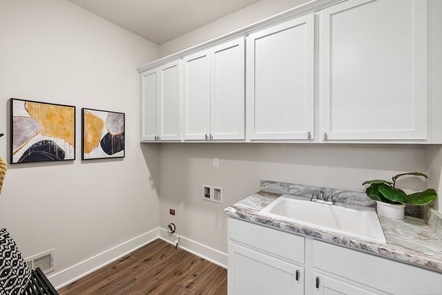 40699 Azalea Drive, Clinton Township, MI 48036