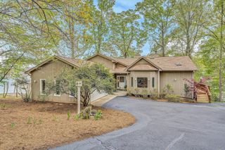 620 Winding Waters DR, Moneta, VA 24121