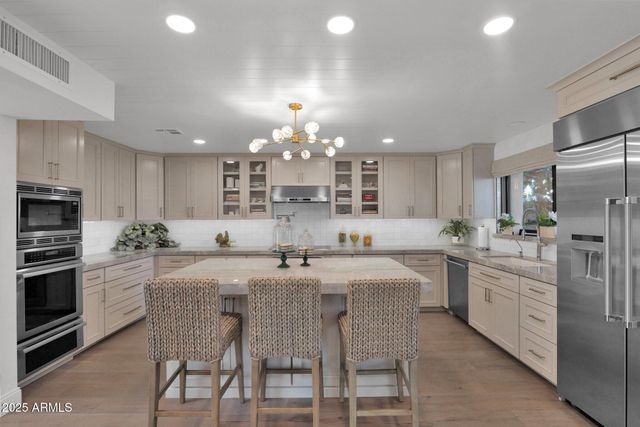 6701 N SCOTTSDALE Road 24, Scottsdale, AZ 85250