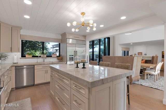 6701 N SCOTTSDALE Road 24, Scottsdale, AZ 85250