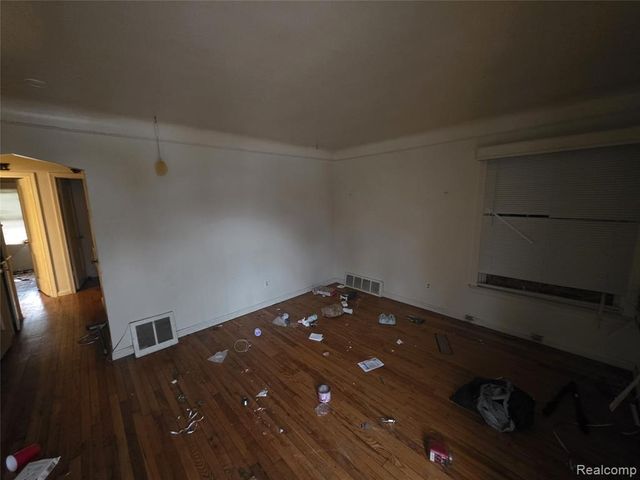 17696 Woodbine Street, Detroit, MI 48219