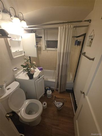 17696 Woodbine Street, Detroit, MI 48219