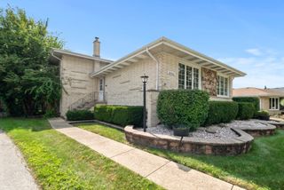 10816 Leclaire Avenue, Oak Lawn, IL 60453