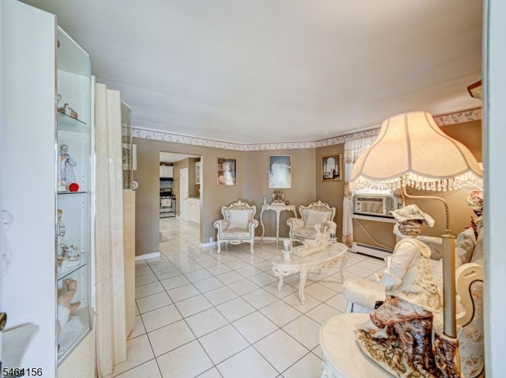 34 N Richards Ave, Somerville Boro, NJ 08876 — photo 5