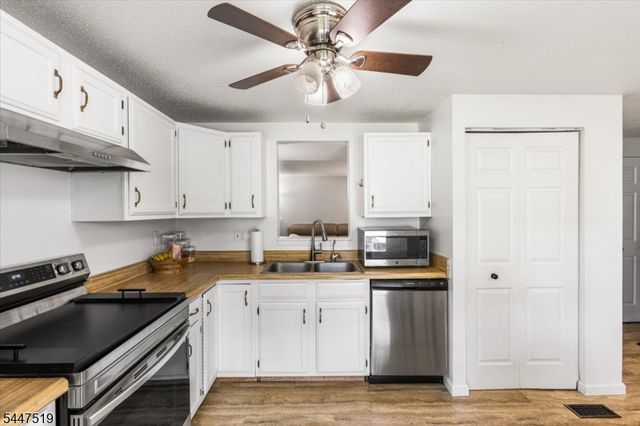 108 Constitution Way, Franklin Boro, NJ 07416