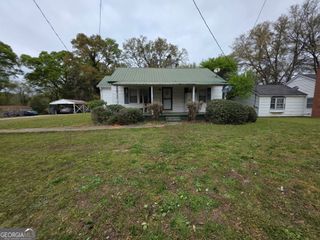 364 West Avenue, Jackson, GA 30233