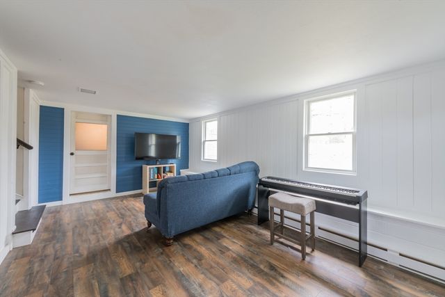 267 Sandy Hill Dr, Marshfield, MA 02050