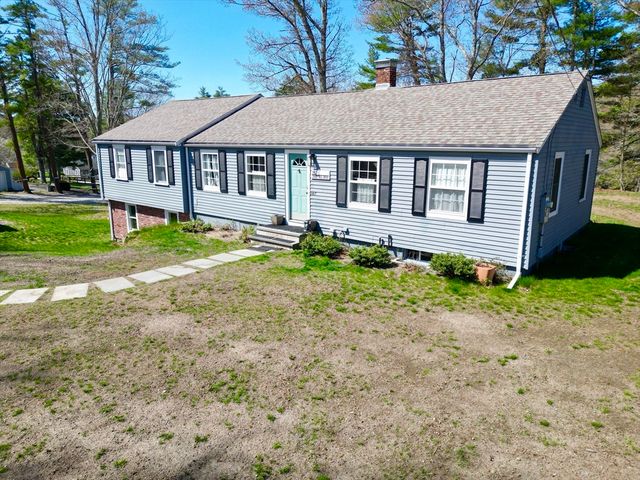 267 Sandy Hill Dr, Marshfield, MA 02050