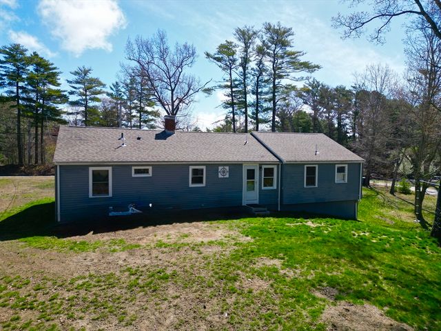 267 Sandy Hill Dr, Marshfield, MA 02050