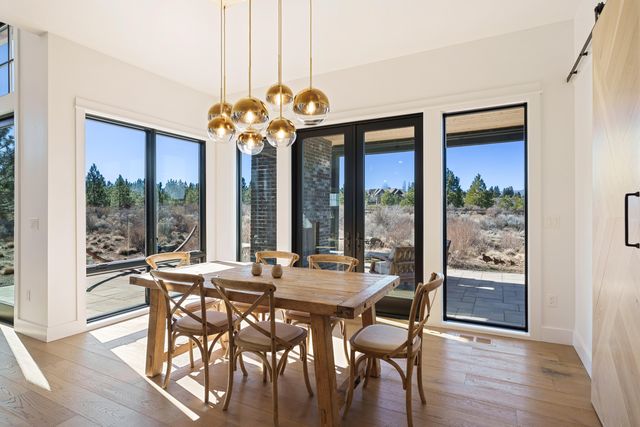 19136 Cartwright Court, Bend, OR 97702