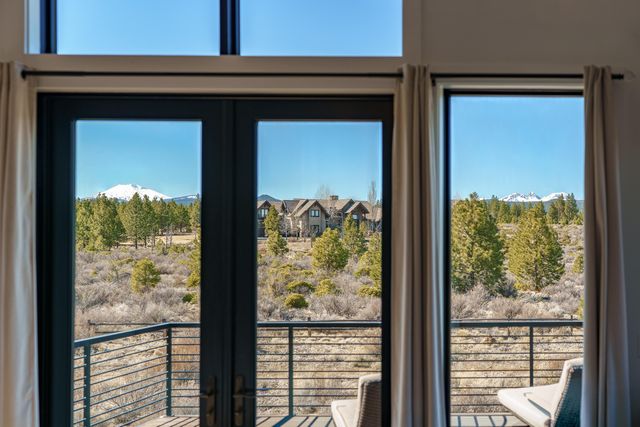 19136 Cartwright Court, Bend, OR 97702