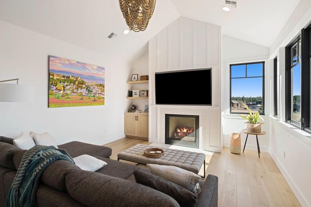 19136 Cartwright Court, Bend, OR 97702