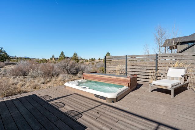 19136 Cartwright Court, Bend, OR 97702