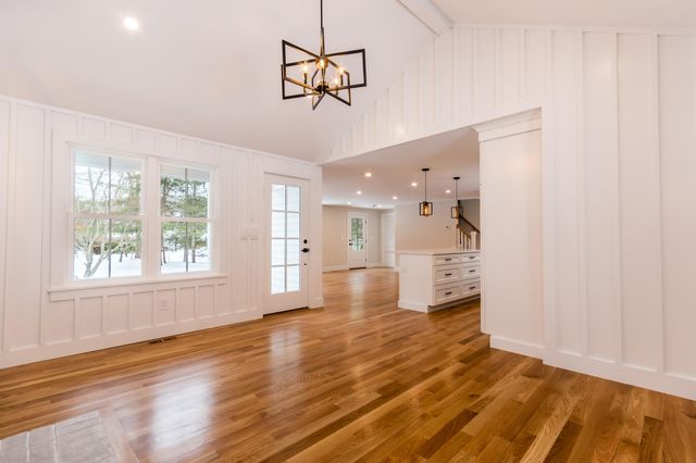 15 Jessica Way, Waquoit, MA 02536