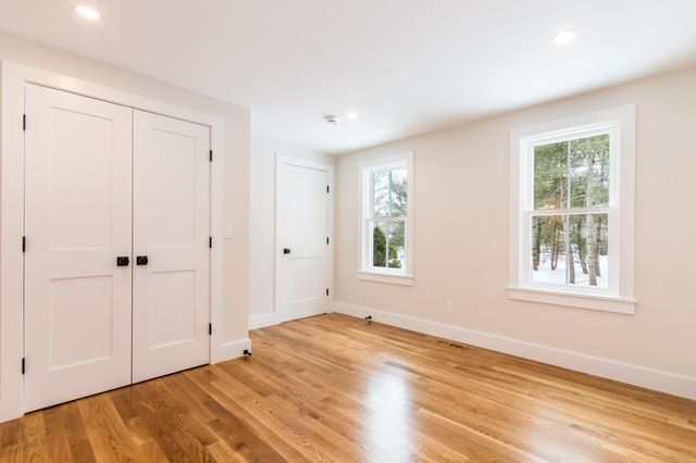 15 Jessica Way, Waquoit, MA 02536