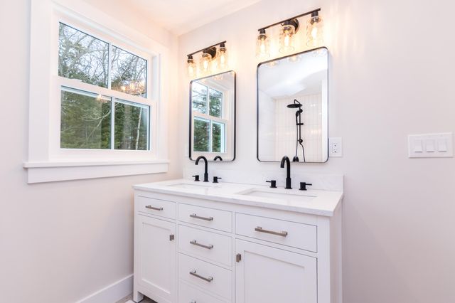 15 Jessica Way, Waquoit, MA 02536